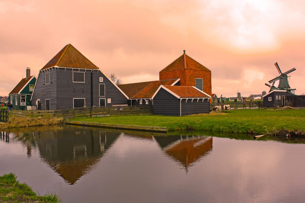 Black-friday-Mulini-a-vento-Zaanse-Schans