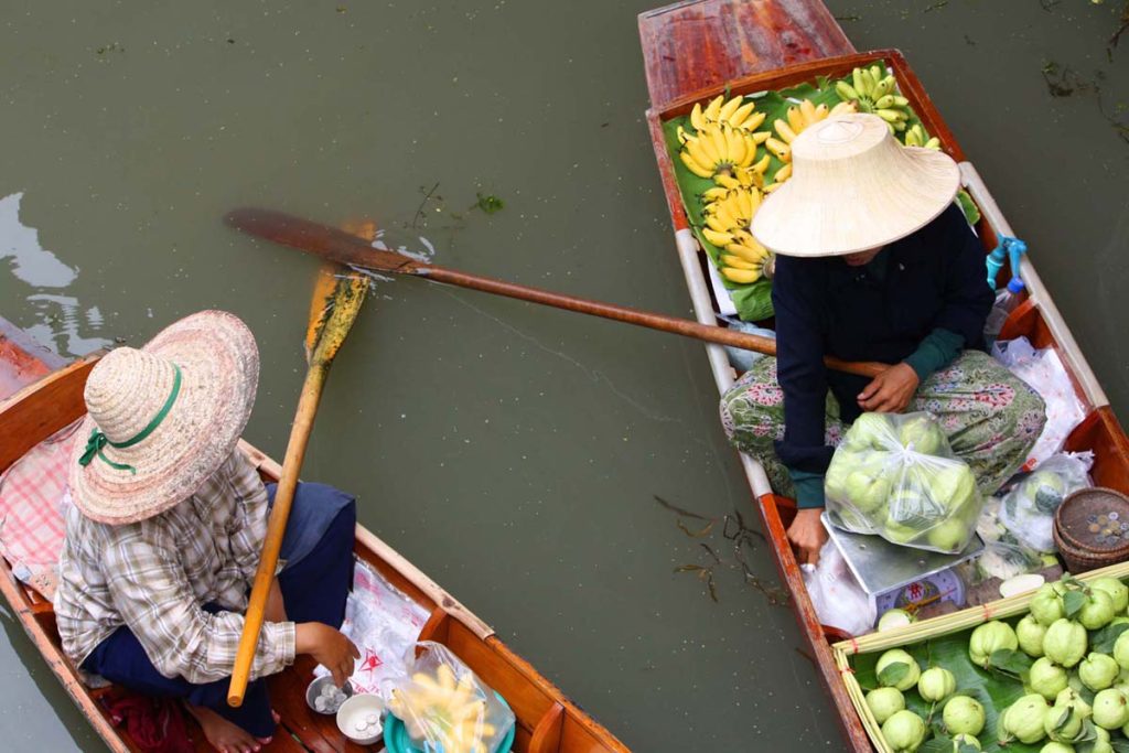mercato-galleggiante-Damnoen-Saduak